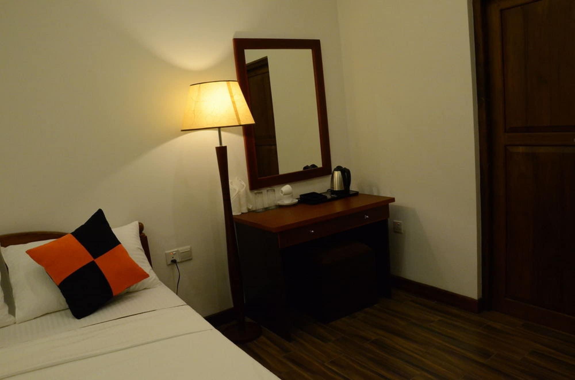Heaven Seven 4* Kandy