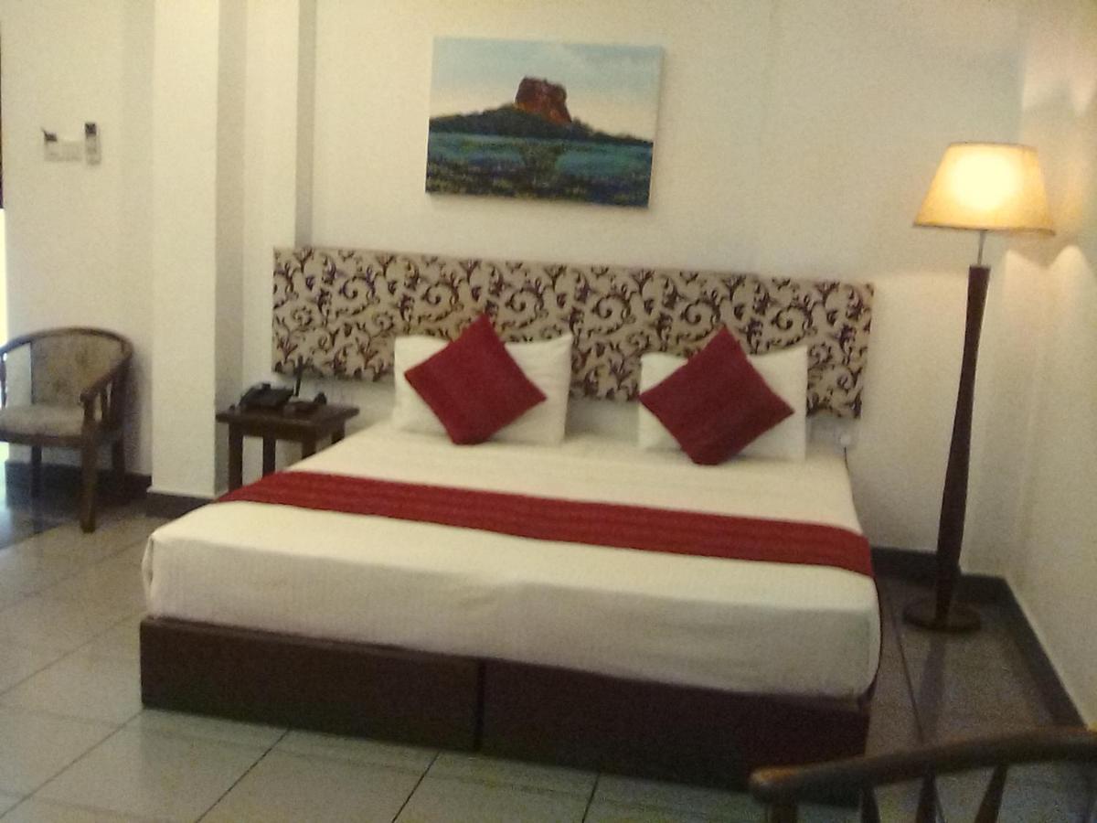 Heaven Seven Hotel Kandy