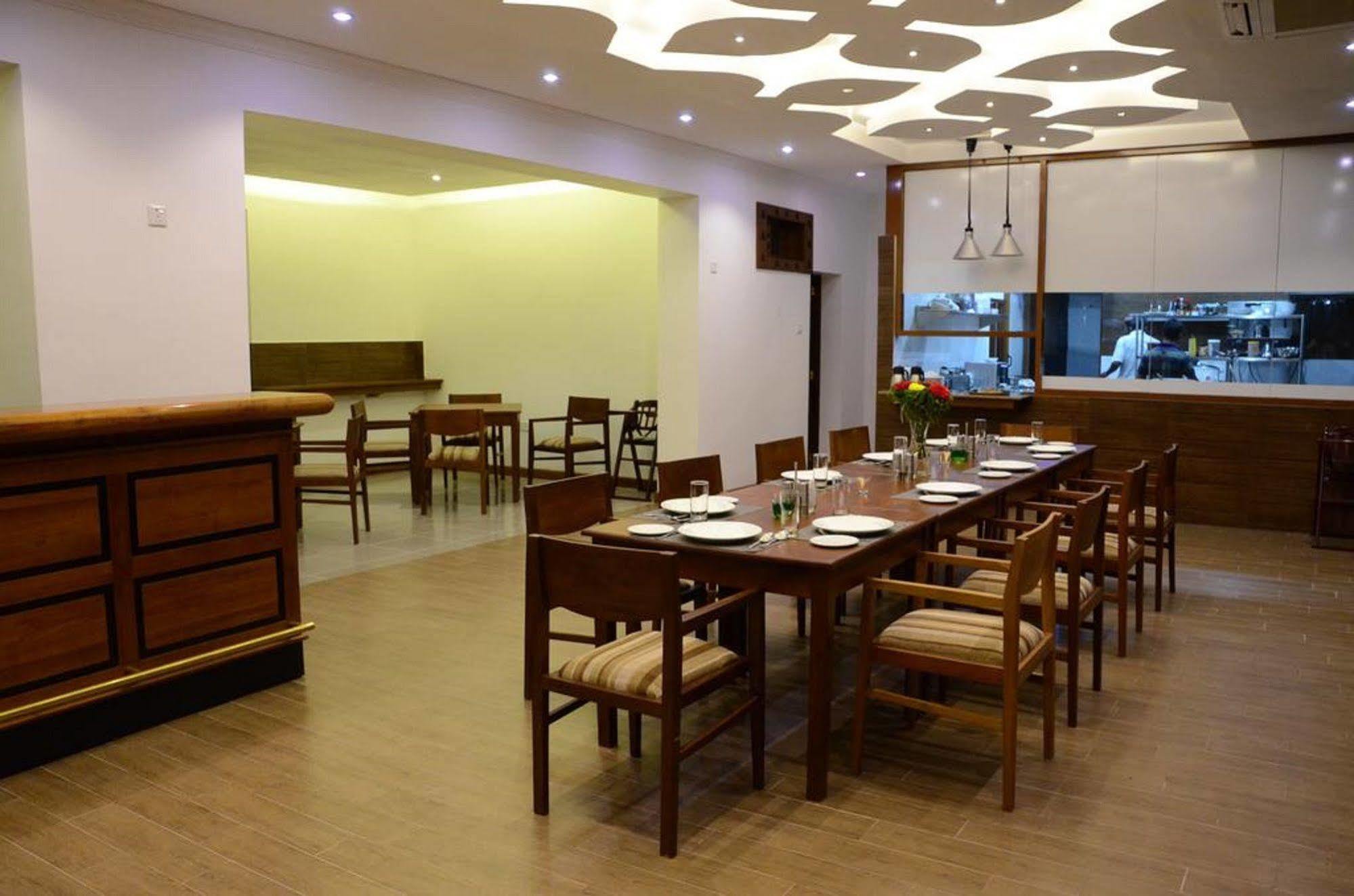 Heaven Seven Hotel Kandy