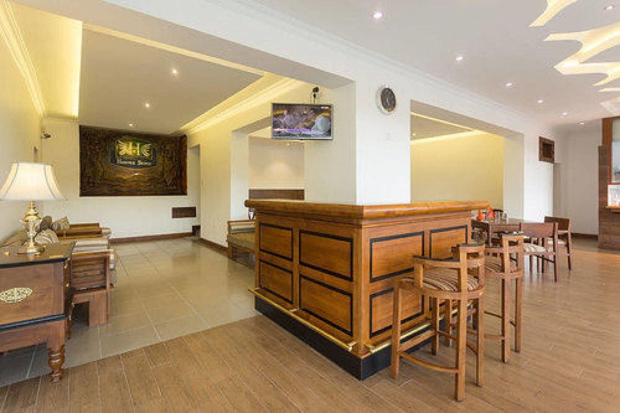 Heaven Seven Hotel 4*