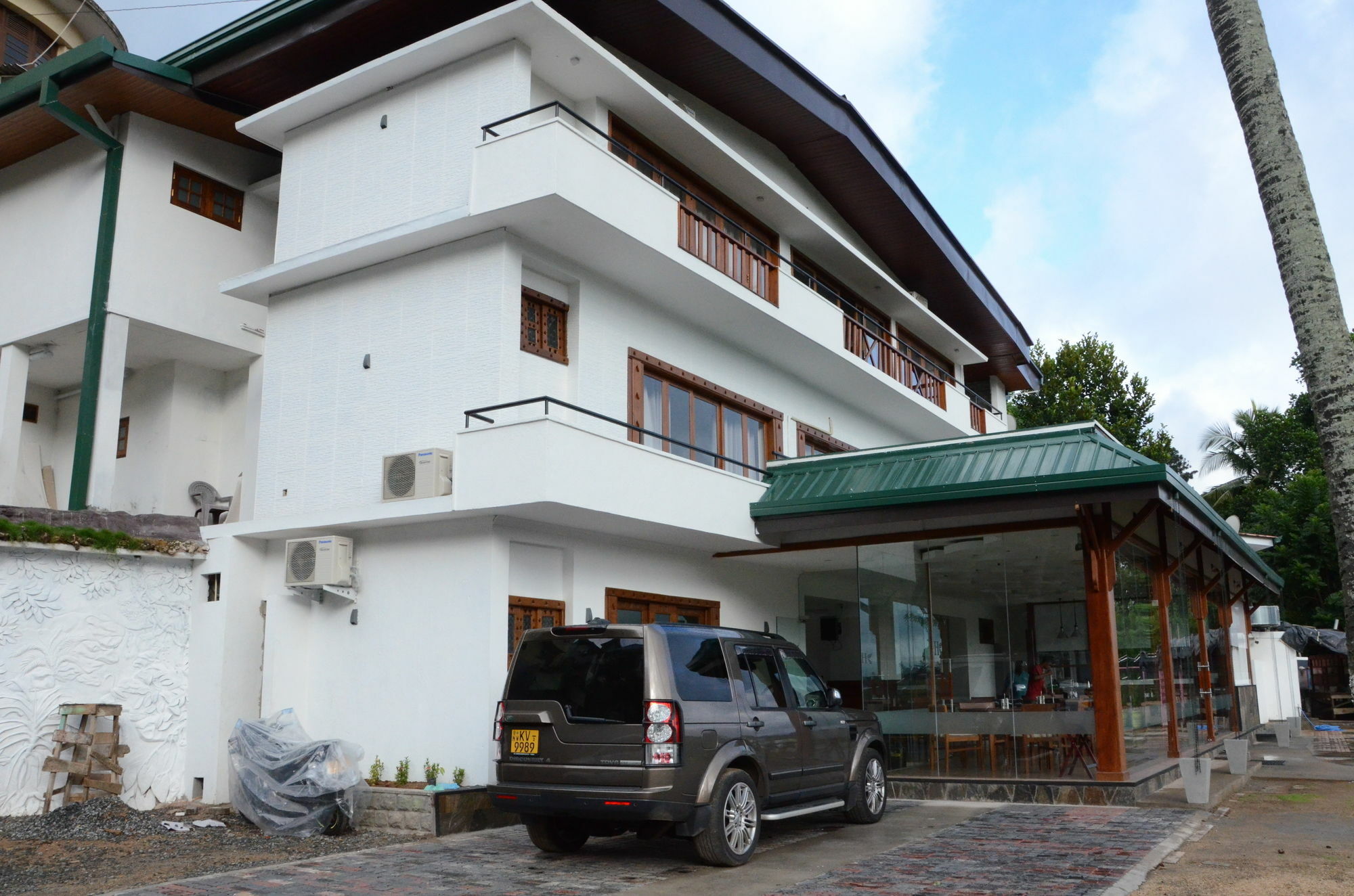 Hotel Heaven Seven Kandy